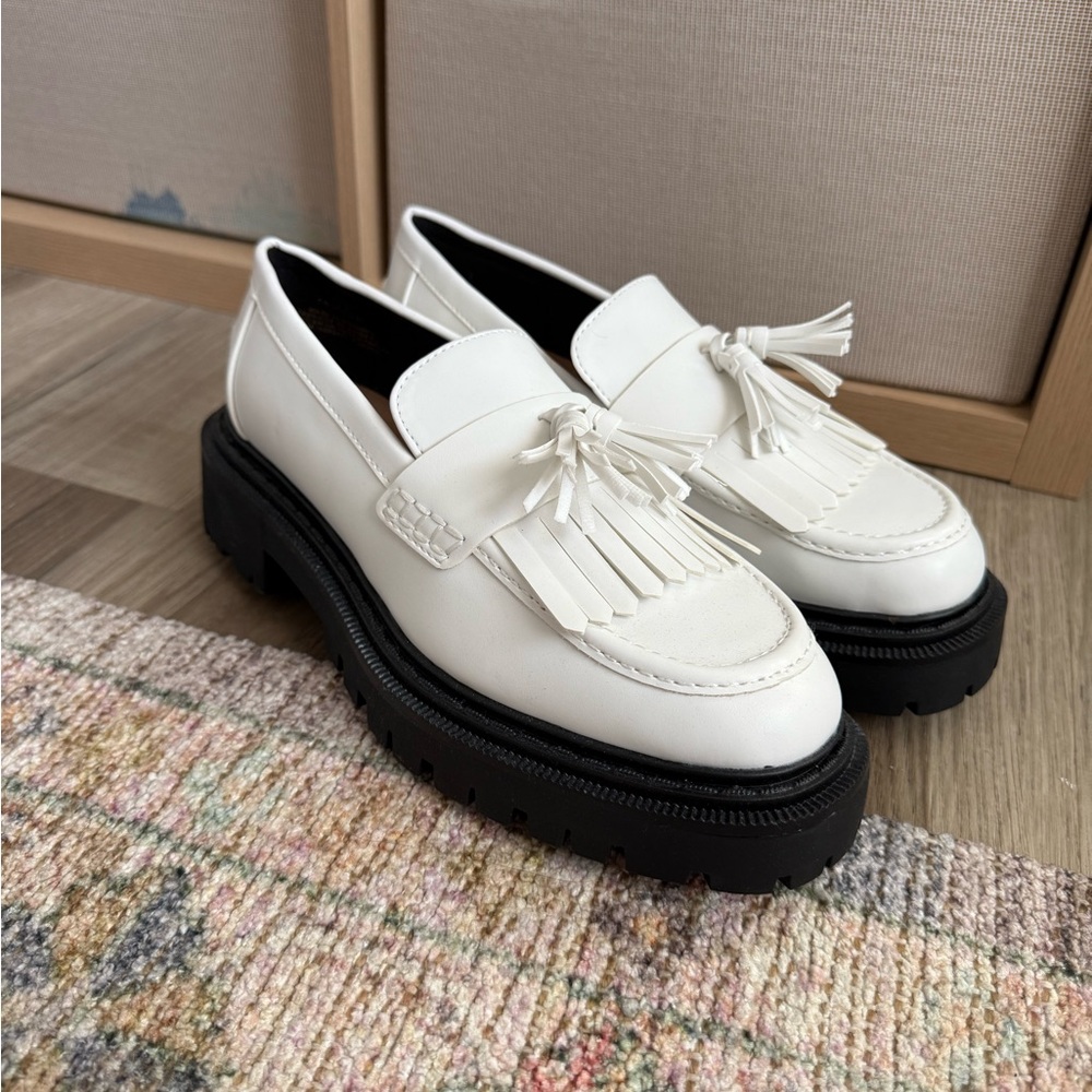 H&M White Tassel Loafers
